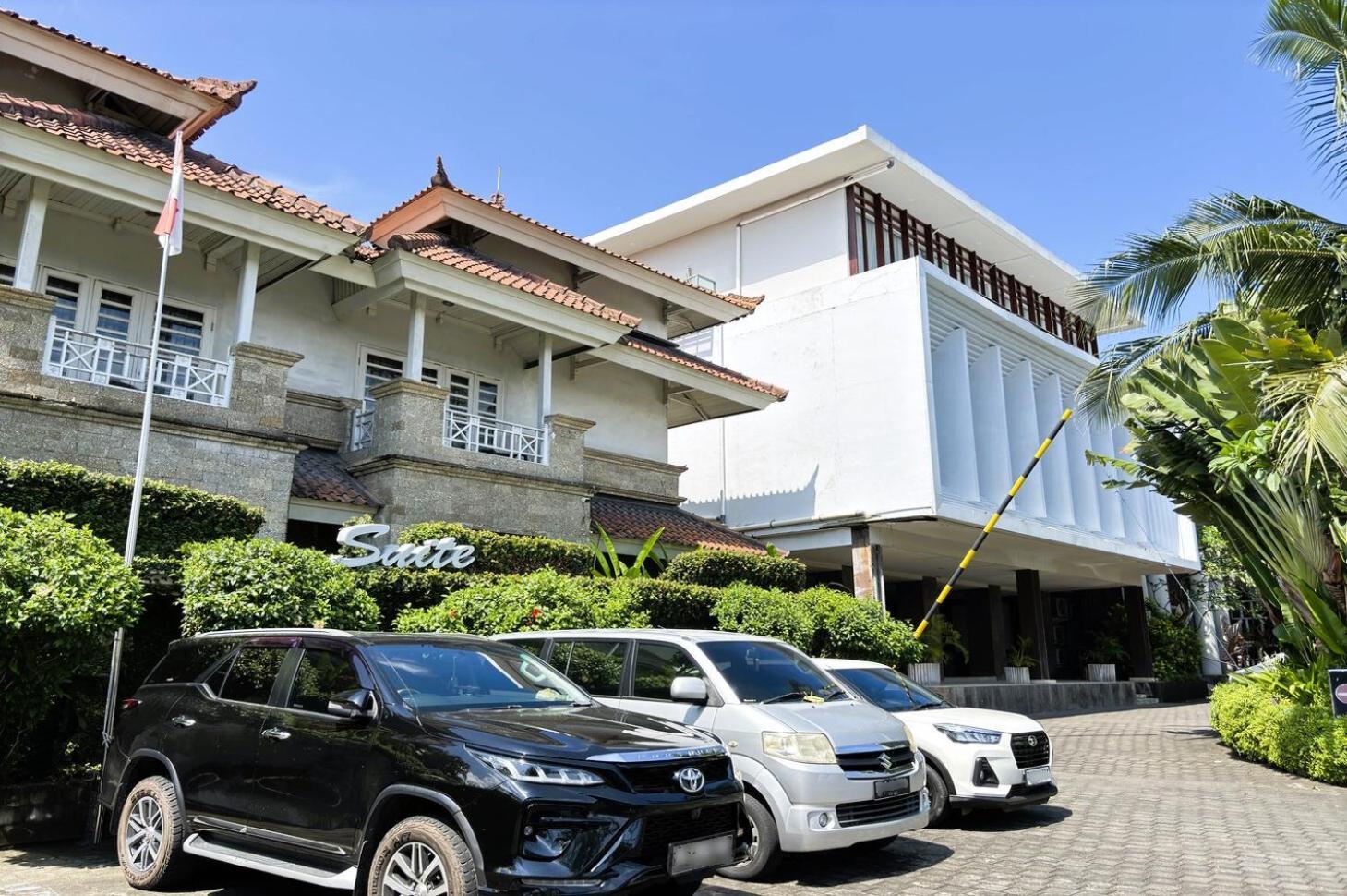 The Lerina Hotel Nusa Dua Экстерьер фото