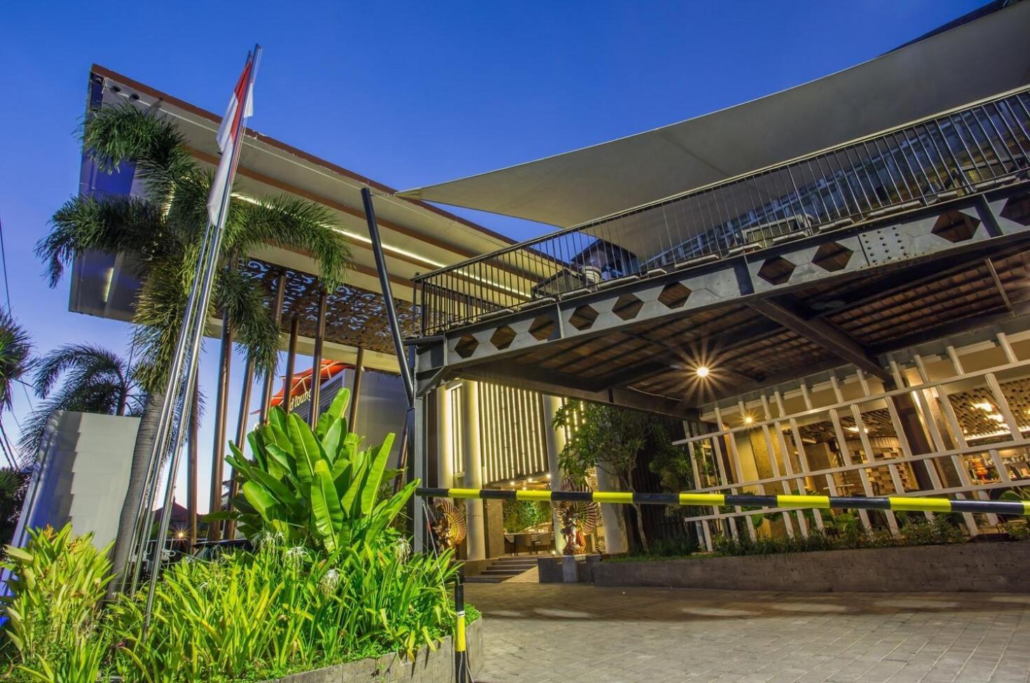 The Lerina Hotel Nusa Dua Экстерьер фото